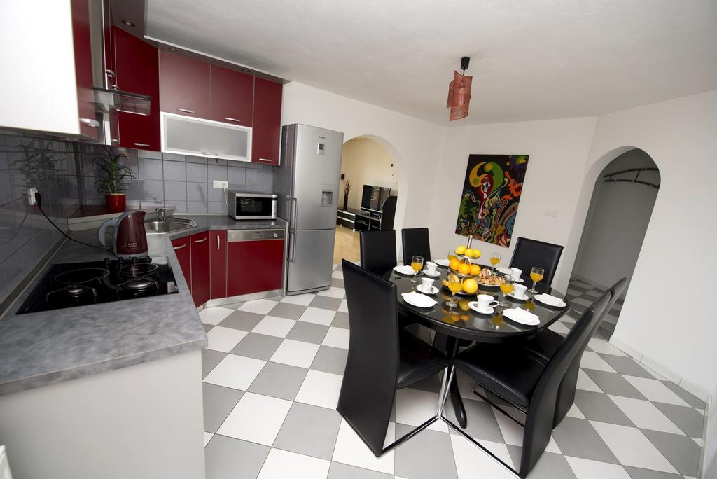 Apartments Meri Trogir Room photo